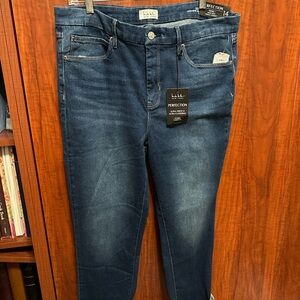 Lux Dark Blue Women's Skinny Jeans